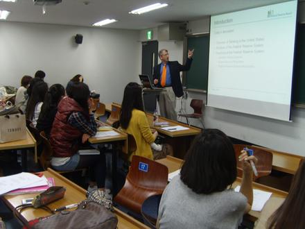 Dr. Robert M. Adams특강