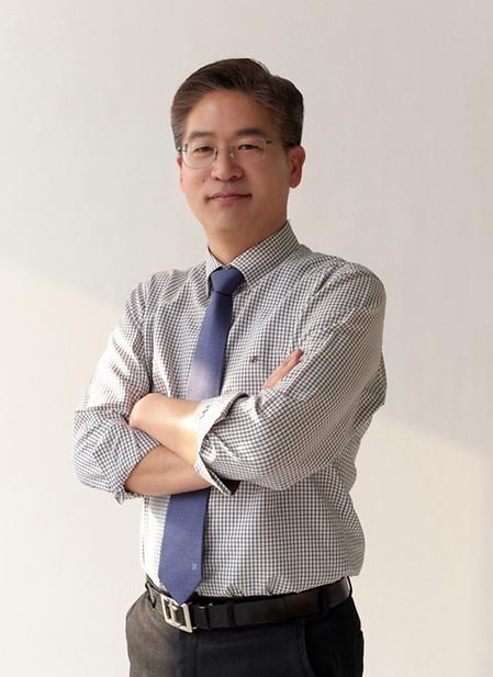 오중산 교수이미지