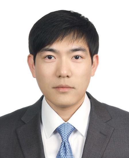 박승국(Park, Seungkook)   교수이미지