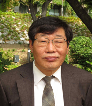 김선민  교수님  (2022년  8월  퇴임) 교수이미지